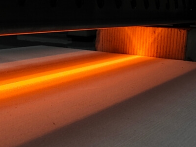 如何選擇焊接技術(shù)？紅外線焊接與激光焊接的深度對比！